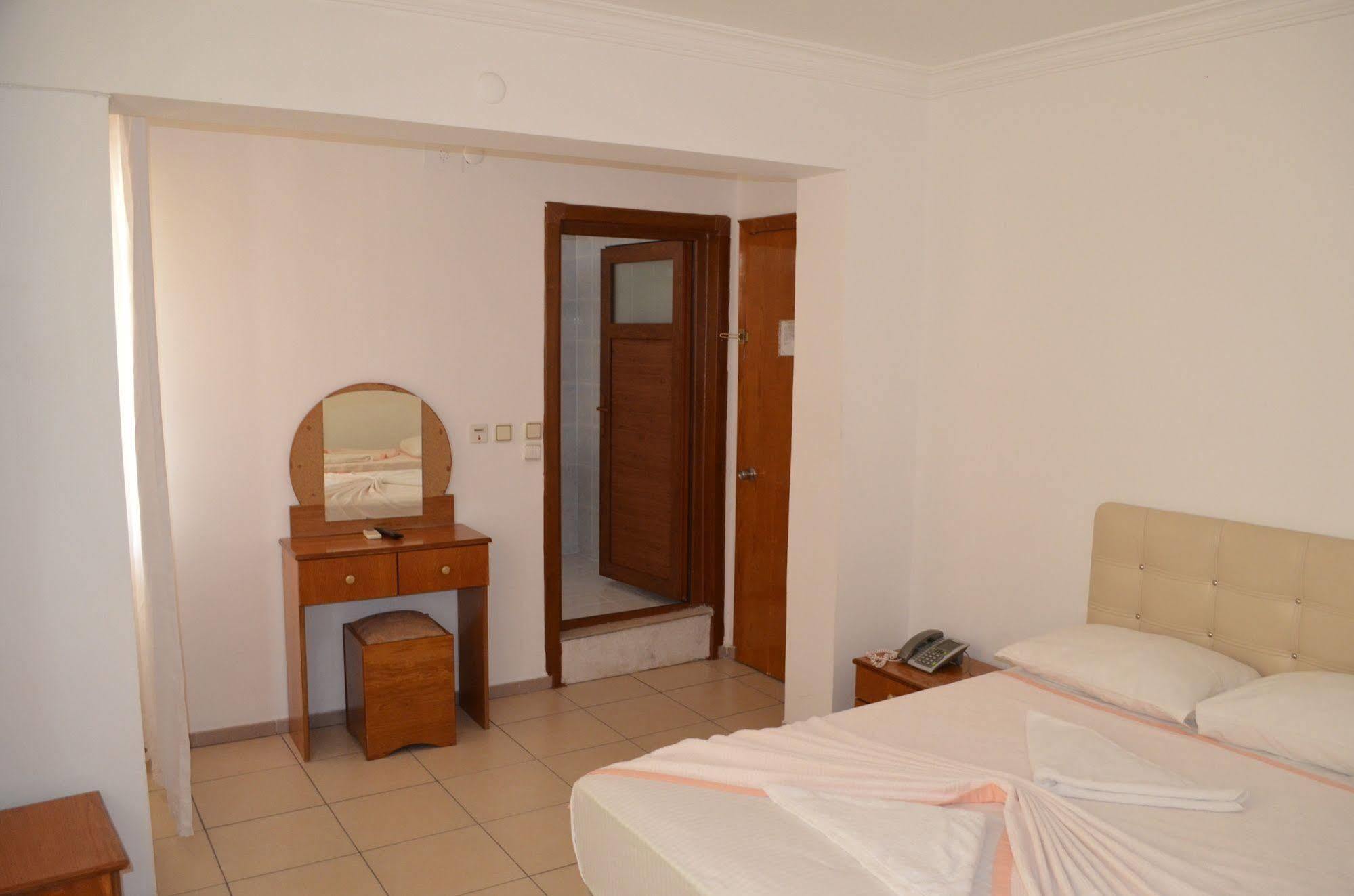 Hotel Prens Yildiz Ayvalı Exteriör bild