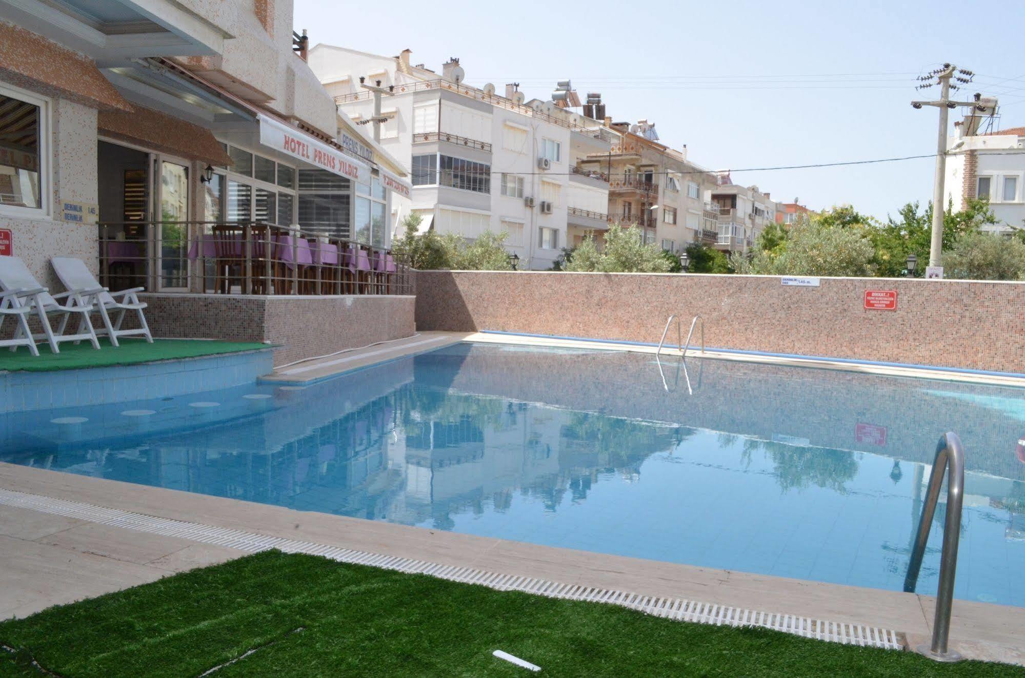 Hotel Prens Yildiz Ayvalı Exteriör bild